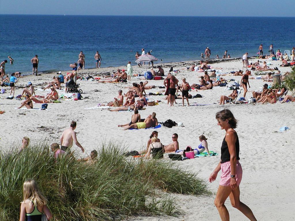 Nordskoven Strand Camping Rønne Rum bild